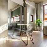 Appartement Homewell Boutique Stare *