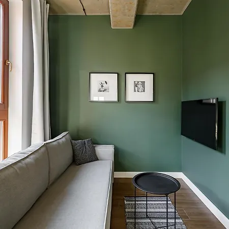 Apartment Homewell Boutique Stare *