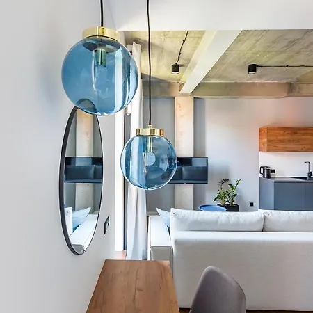 Apartment Homewell Boutique Stare *