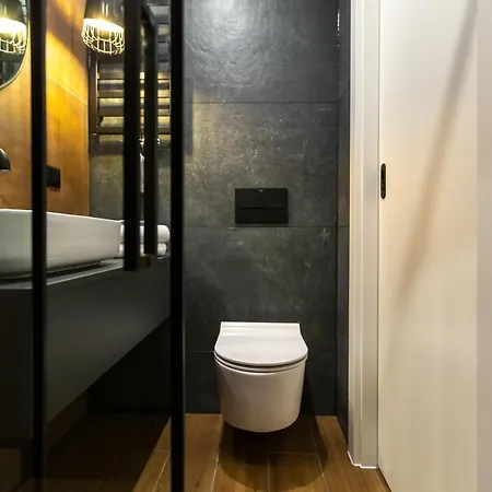 公寓 Homewell Boutique Stare *