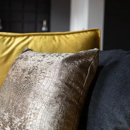 Apartment Homewell Boutique Stare *