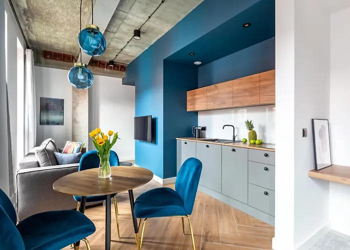 Homewell Boutique Stare Apartment